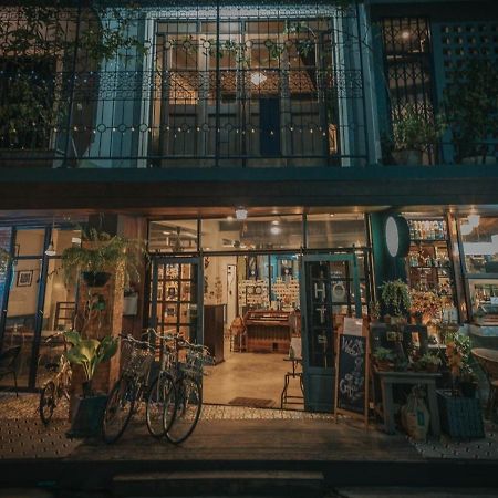Chernchan Hostel Чантабури Экстерьер фото