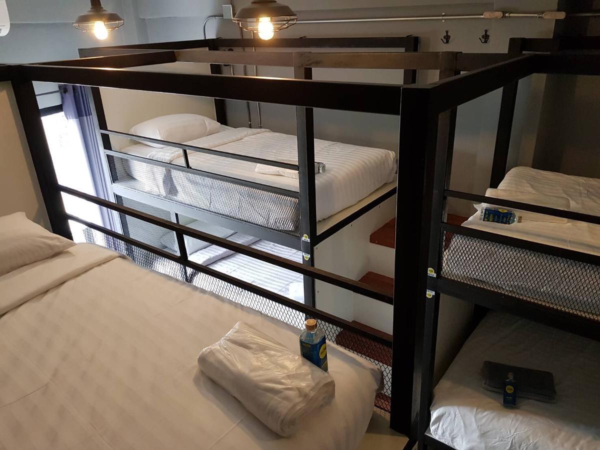 Chernchan Hostel Чантабури Экстерьер фото